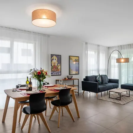 Loctowers A3-6-3 By Interhome לוקרנו